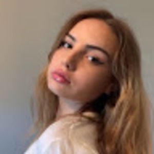 Meet your Posher, Ivy